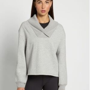 INTERVAL Women's V-Neck PullOver Sweater - Elegant Gray Size Small